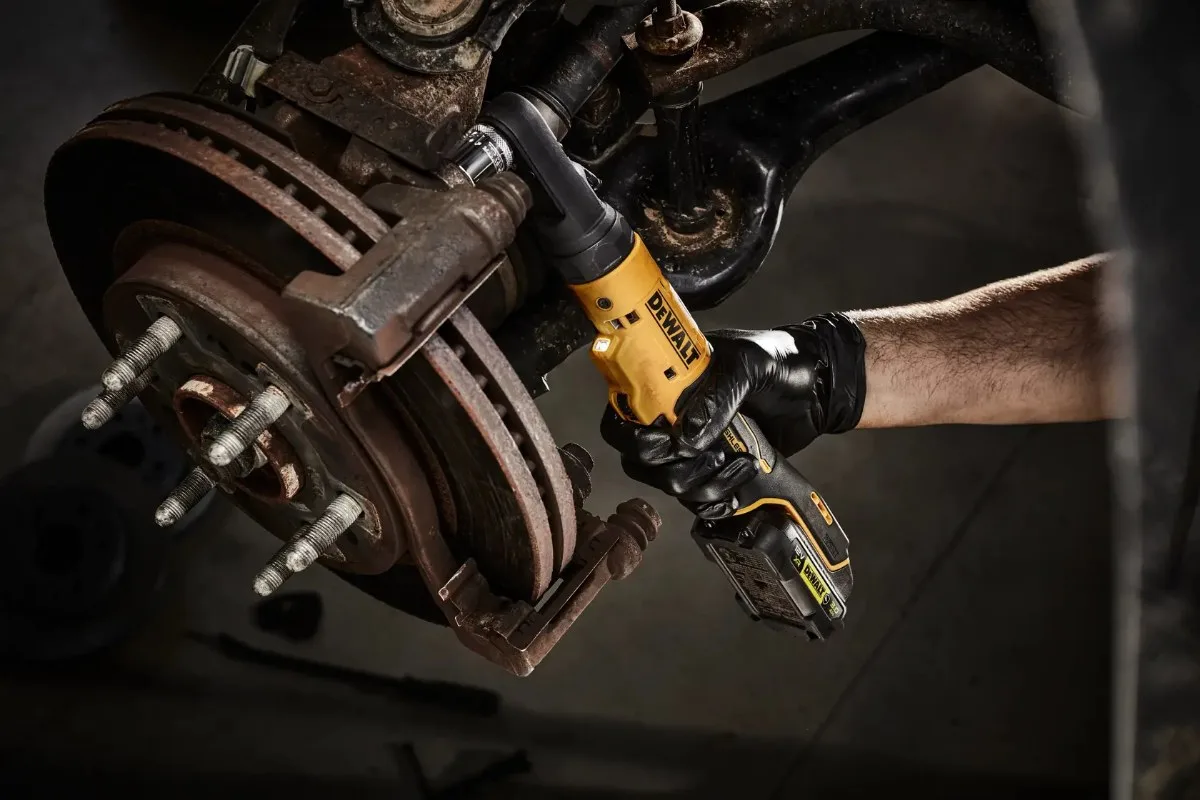 DeWalt aku okretna račna DCF500L2G 12 V — 1/4" i 3/8", 75 Nm, 3,0 Ah — slika 4 od 5