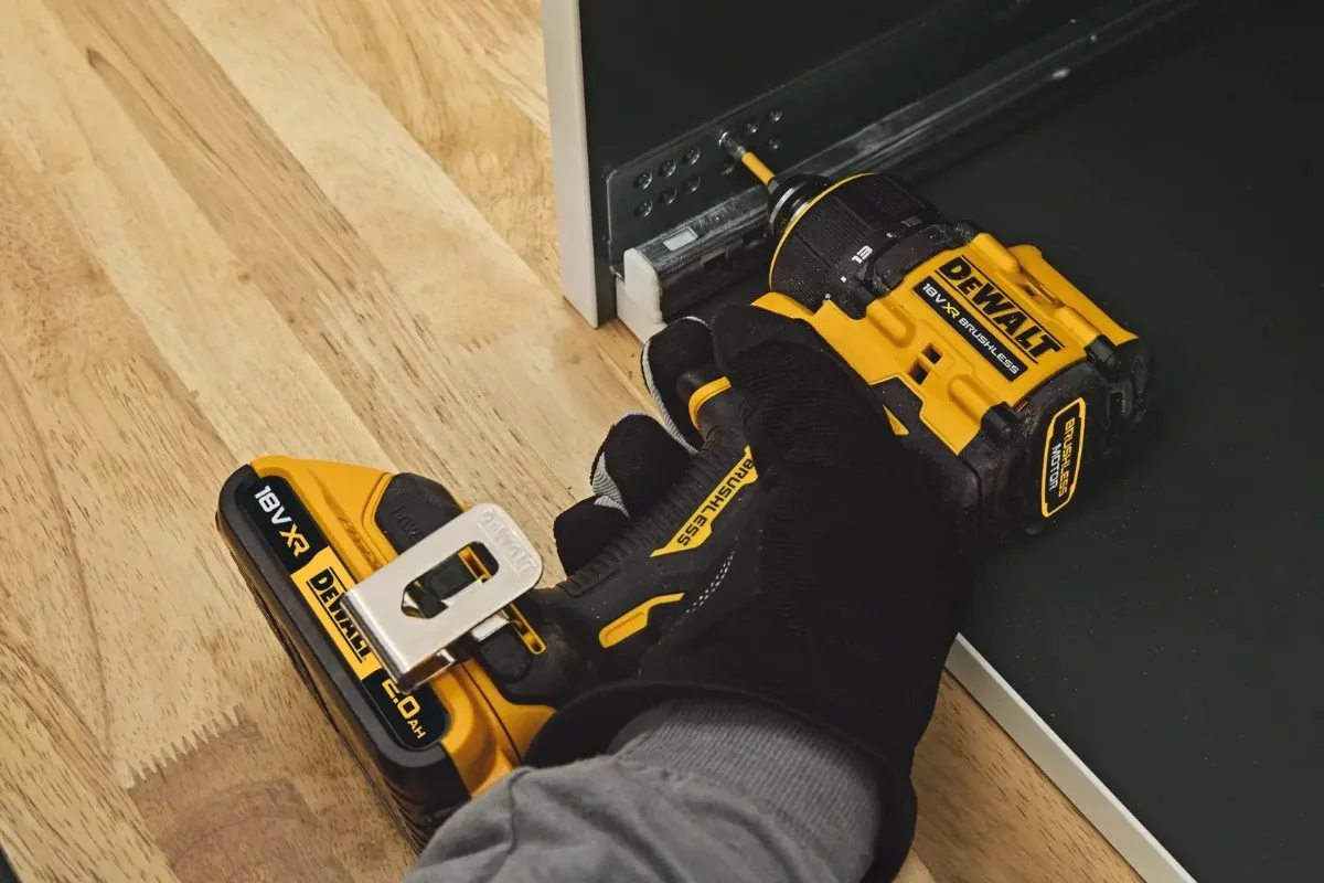 DeWalt aku bušilica-odvijač DCD803NT 18 V — 4 izmjenjive glave, bez baterije — slika 2 od 6
