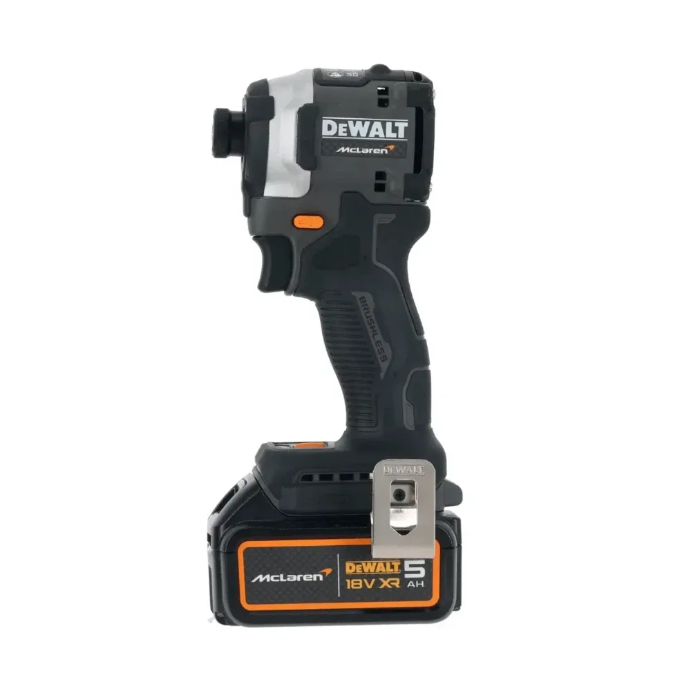 DeWalt x McLaren aku udarni odvijač DCF85MP2T 18 V — 1/4", 205 Nm, 2 × 5,0 Ah — slika 3 od 5