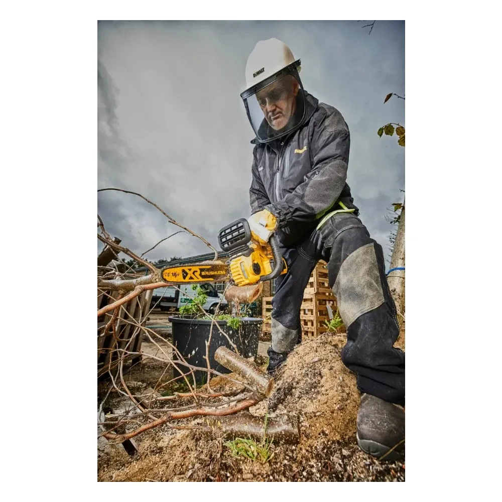 DeWalt aku lančana pila DCM565P1 18 V XR — vodilica 30 cm, 1 × 5,0 Ah — slika 5 od 5