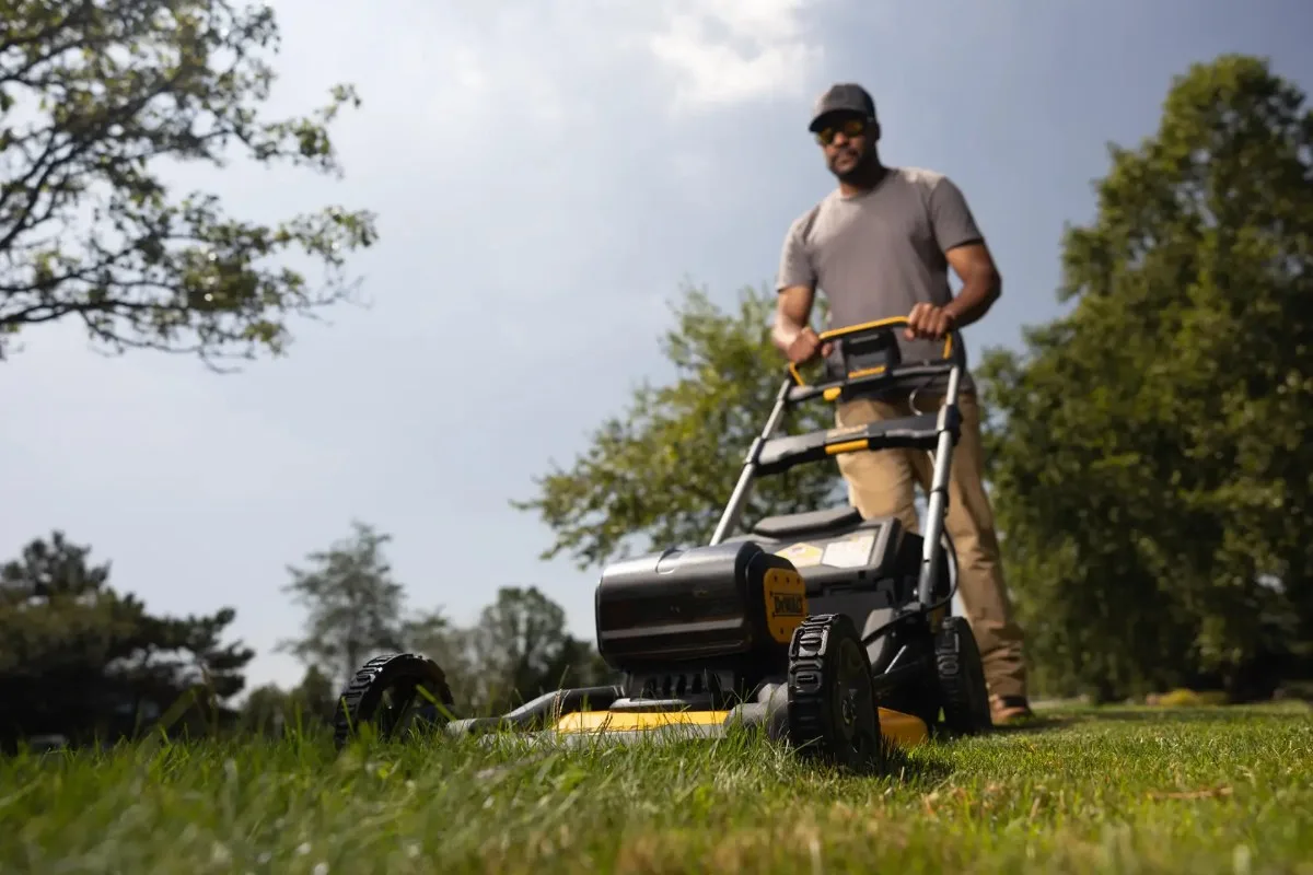 DeWalt aku kosilica DCMWP134N 2 × 18 V — 53 cm, motor bez četkica, bez baterija — slika 4 od 7