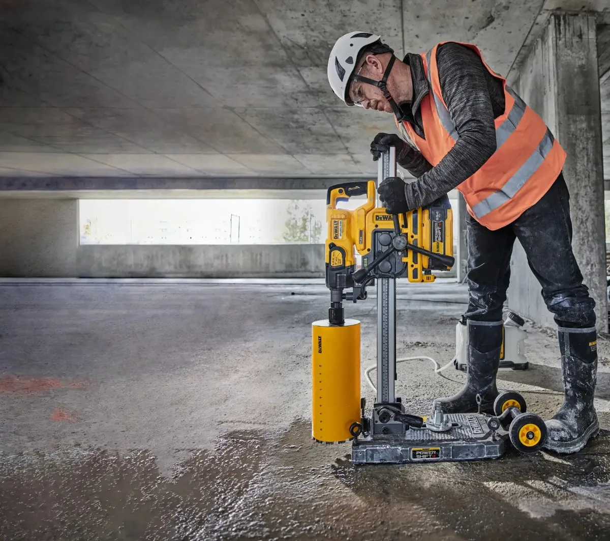 DeWalt POWERSHIFT stalak DCPS151 za dijamantnu bušilicu DCD150 — do Ø 162 mm — slika 4 od 6