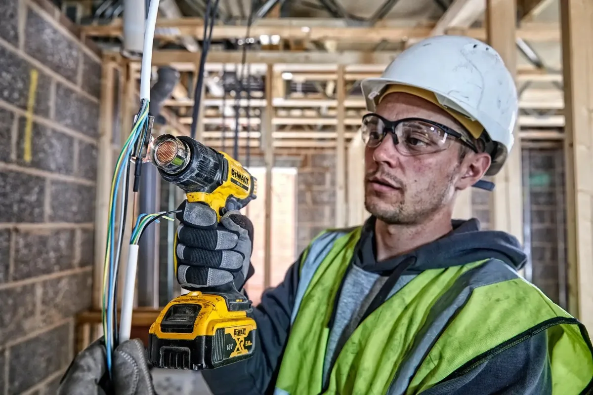 DeWalt aku fen za vrući zrak DCE530N 18 V XR — 2 temperature, bez baterije — slika 2 od 4
