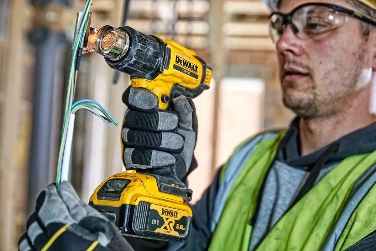 DeWalt aku fen za vrući zrak DCE530N 18 V XR — 2 temperature, bez baterije — slika 3 od 4