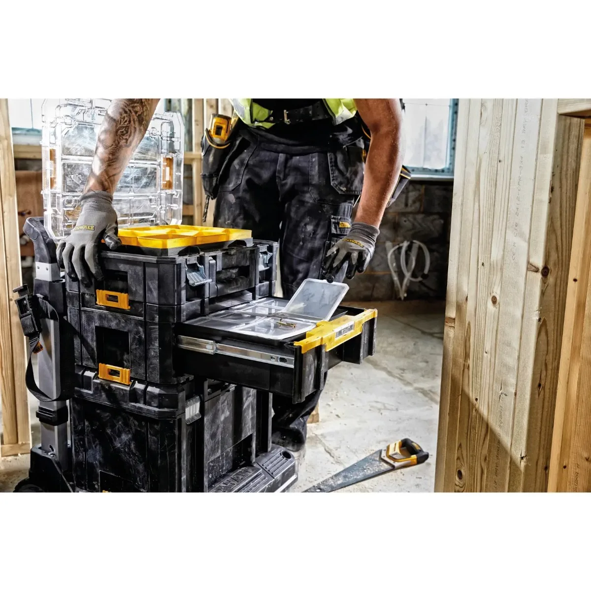 DeWalt TSTAK III kutija s ladicom DWST1-70705 — 6 pretinaca — slika 5 od 5