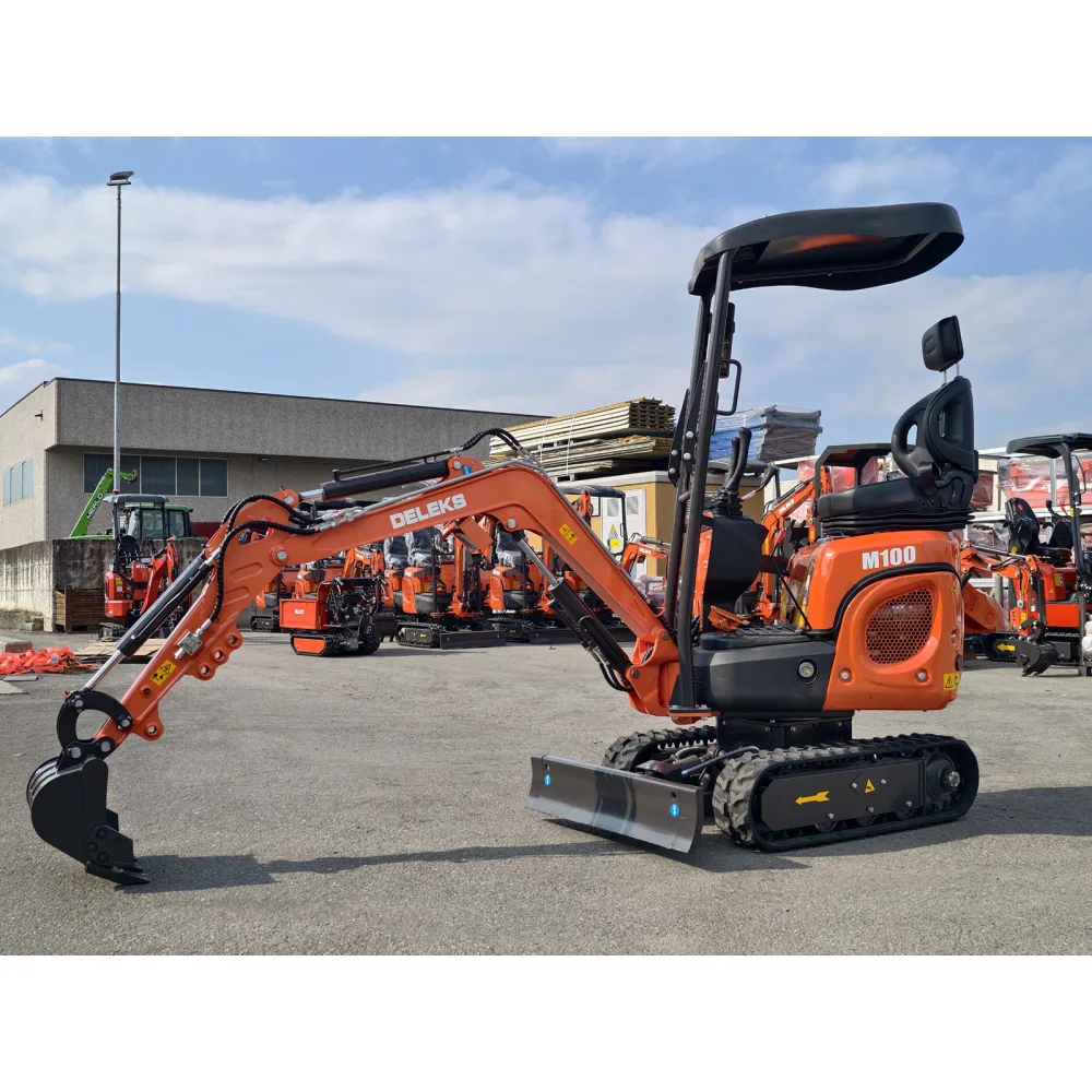 Mini bager DELEKS M100 i M100SE – 1 t, dizelski motor Kubota — slika 2 od 15