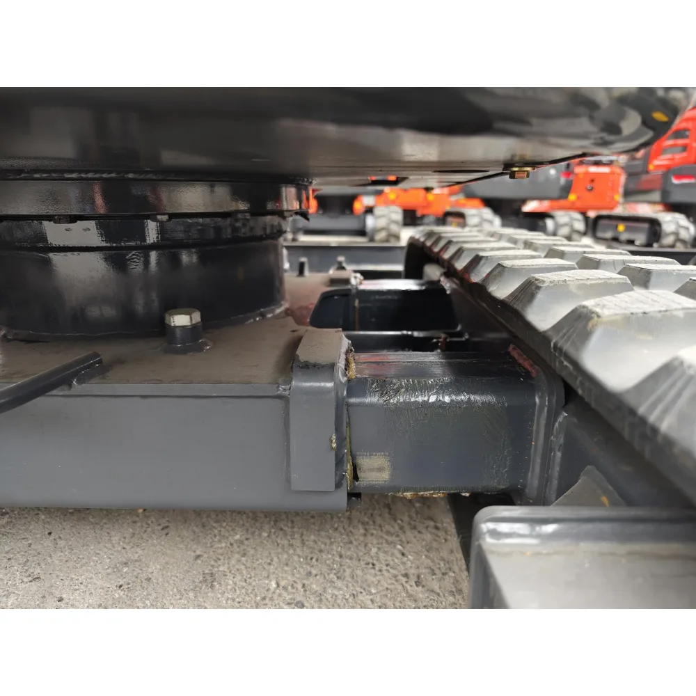 Mini bager DELEKS S180 – 1,8 t, dizelski motor Kubota, kompaktni stražnji dio (zero tail) — slika 12 od 15