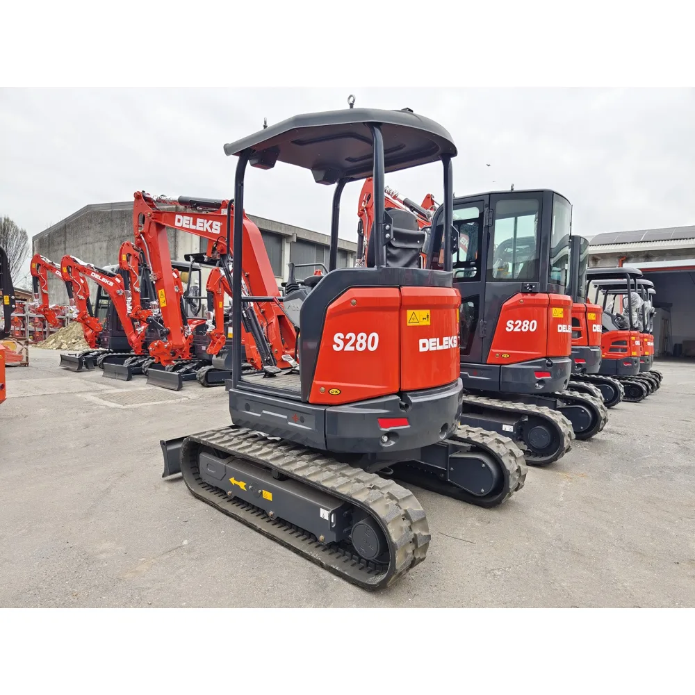 Mini bager DELEKS S280K – 2,7 t, dizelski motor Kubota — slika 9 od 15