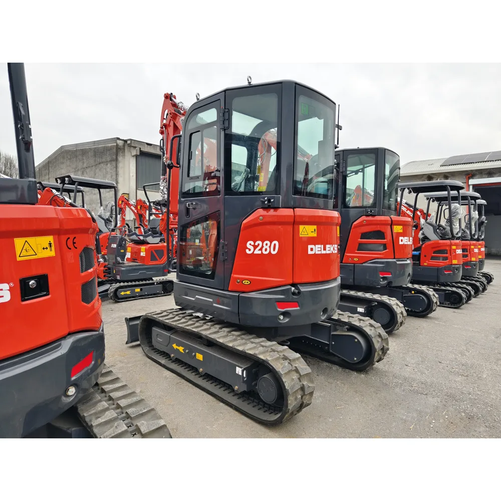 Mini bager DELEKS S280CK – 2,8 t, dizelski motor Kubota, kompaktni stražnji dio (zero tail), s kabinom — slika 3 od 15