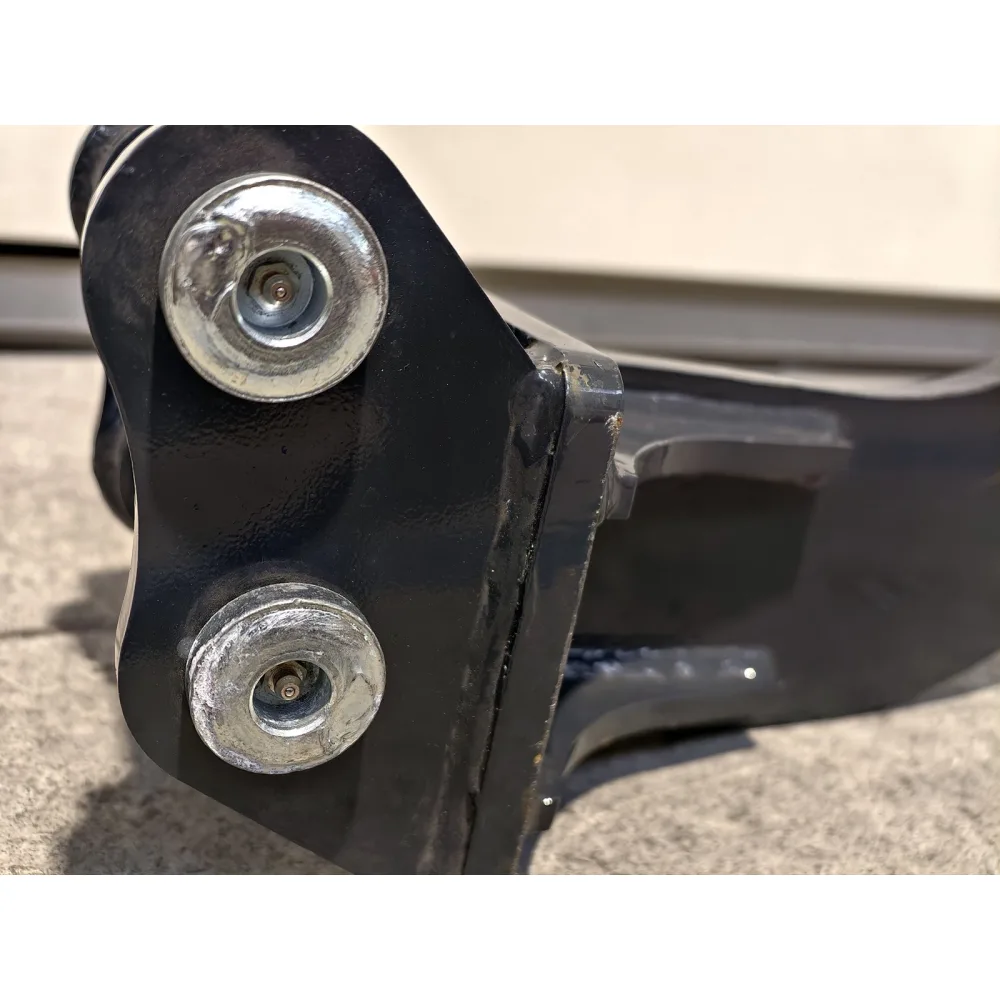 Riper za mini bager DELEKS S180RIPPER (za S180) — slika 8 od 9