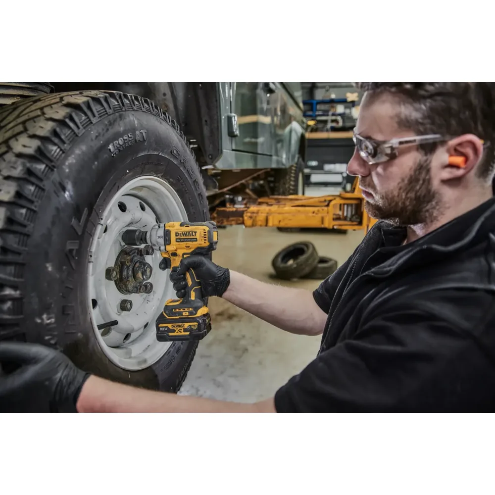 DeWalt aku udarni ključ DCF891NT 18 V XR — 1/2", 812 Nm, bez baterije, TSTAK — slika 5 od 8