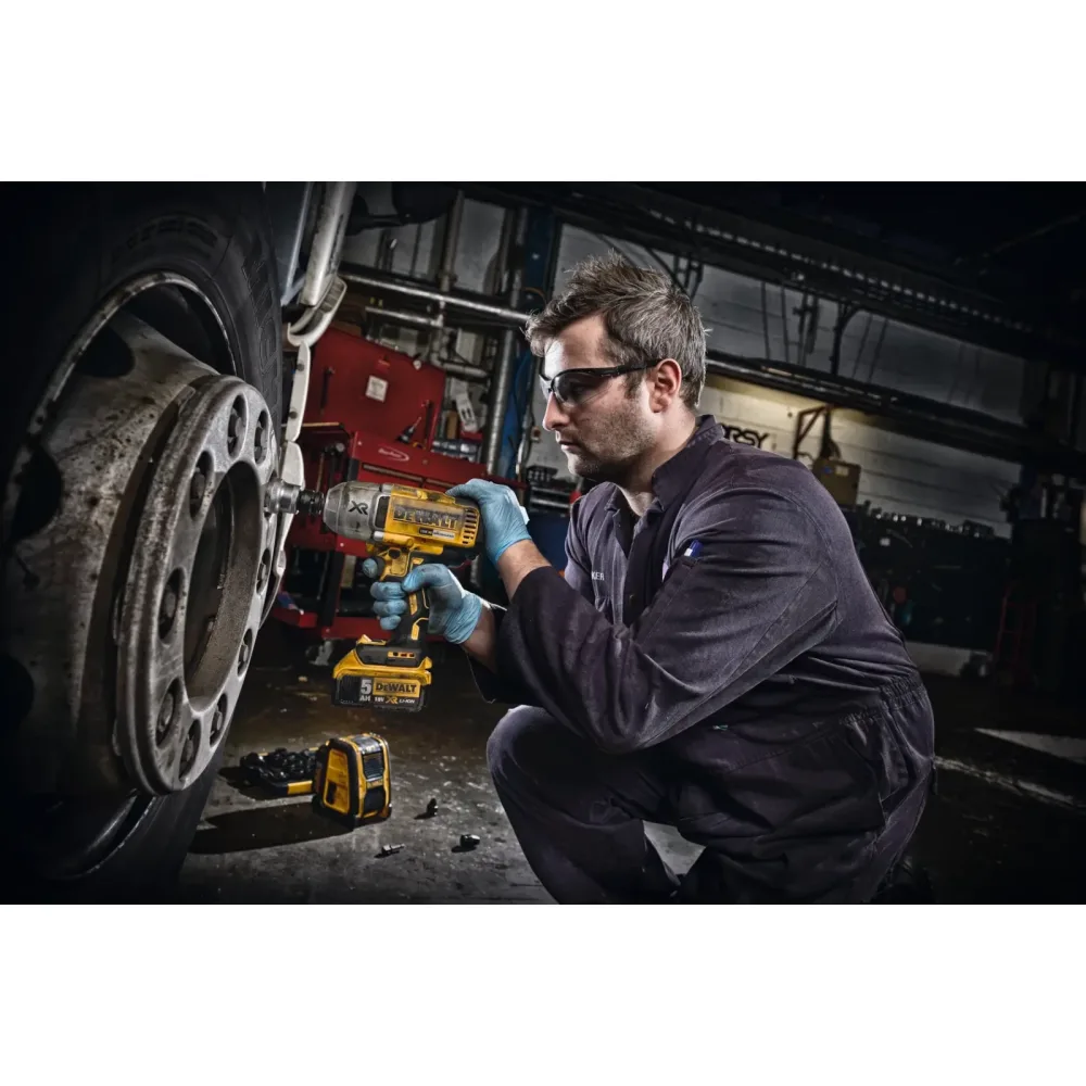 DeWalt aku udarni ključ DCF899N 18 V XR — 1/2", 950 Nm, bez baterije — slika 3 od 6
