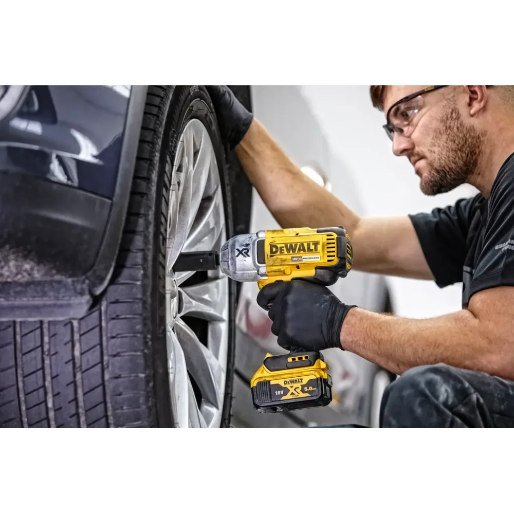 DeWalt aku udarni ključ DCF899N 18 V XR — 1/2", 950 Nm, bez baterije — slika 5 od 6
