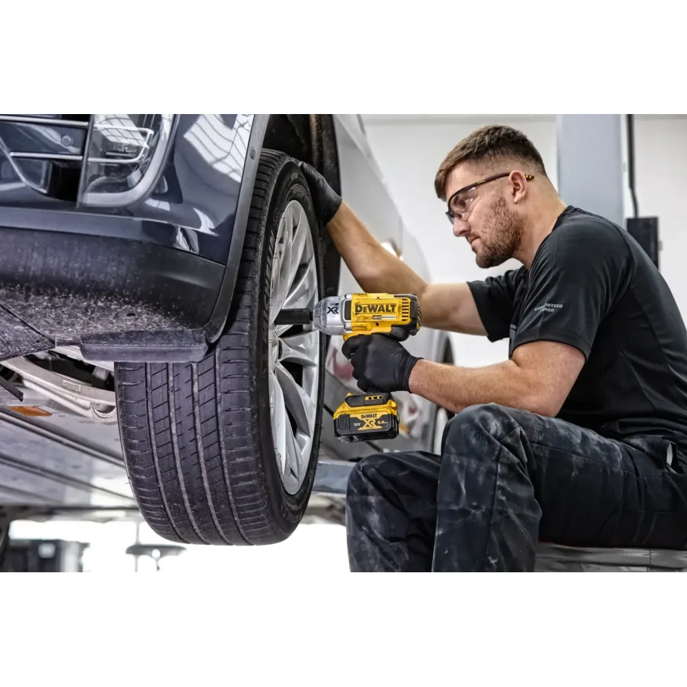 DeWalt aku udarni ključ DCF899N 18 V XR — 1/2", 950 Nm, bez baterije — slika 4 od 6