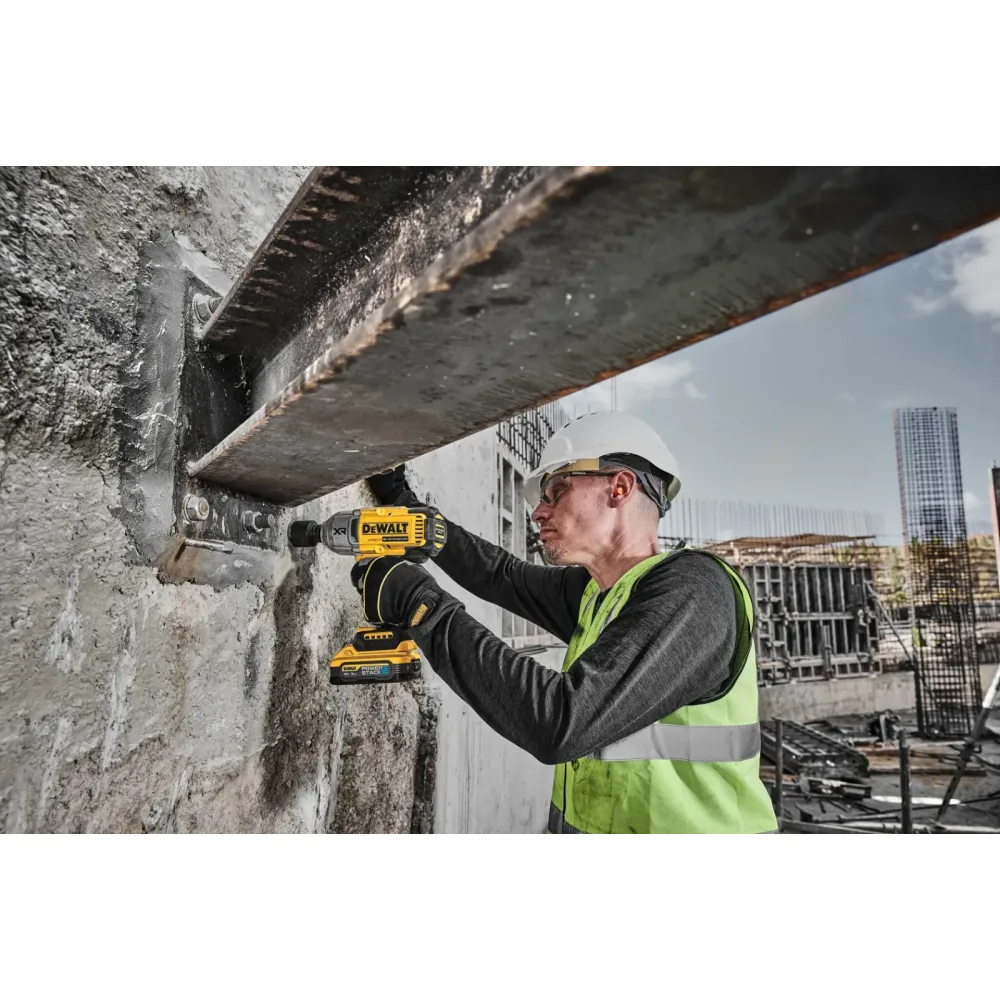 DeWalt aku udarni ključ DCF900H2T 18 V XR — 1/2", 1898 Nm, 2 × 5,0 Ah POWERSTACK, TSTAK — slika 3 od 7