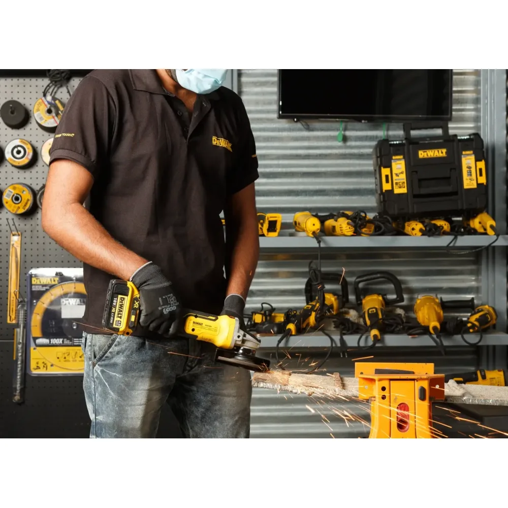 DeWalt aku kutna brusilica DCG405P2 18 V XR — 125 mm, 2 × 5,0 Ah — slika 5 od 7
