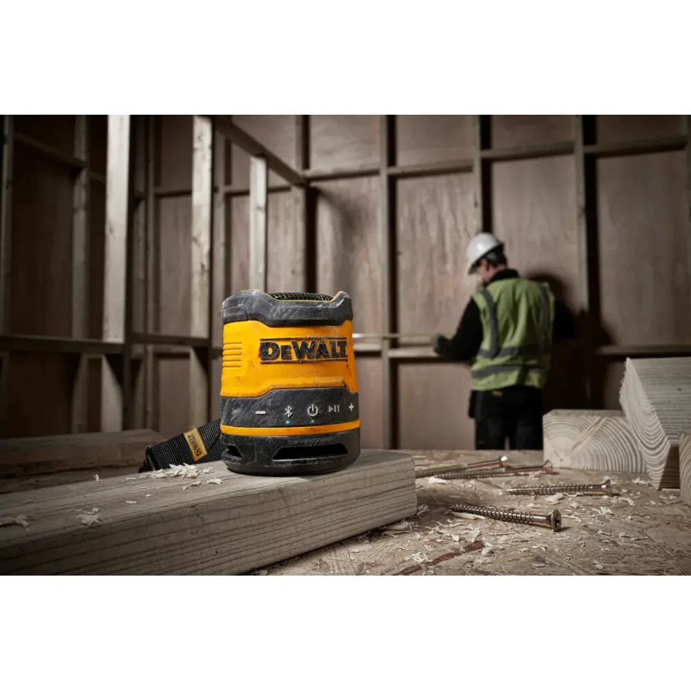 DeWalt punjivi Bluetooth zvučnik DCR009 USB-C — IP67, 86 dB — slika 4 od 7