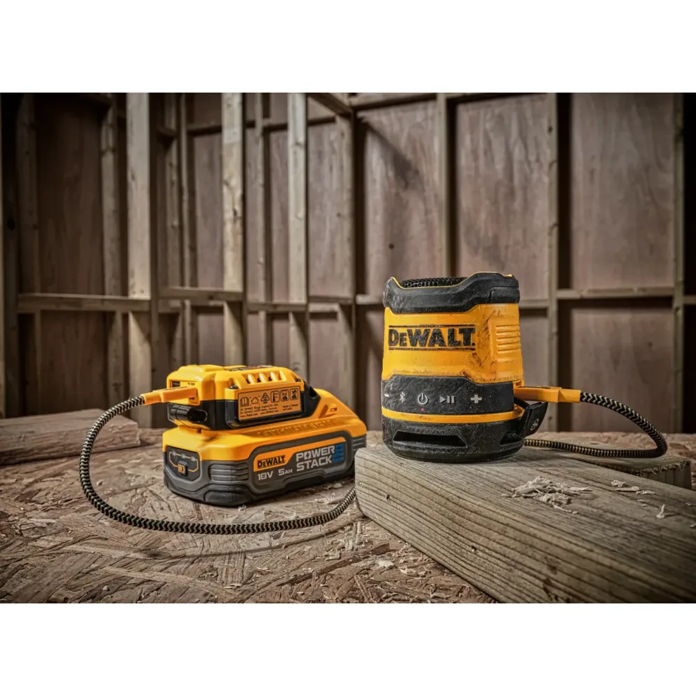 DeWalt punjivi Bluetooth zvučnik DCR009 USB-C — IP67, 86 dB — slika 6 od 7