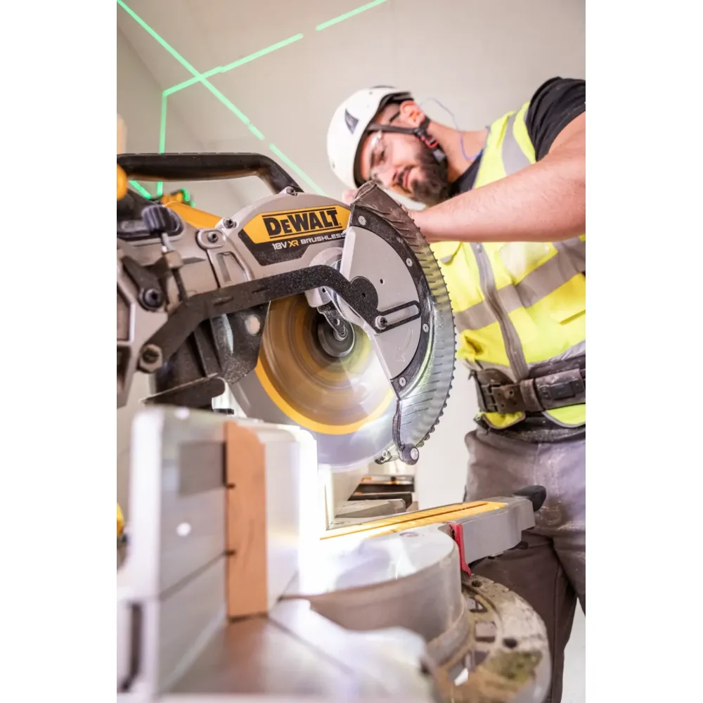 DeWalt aku potezna kutna pila DCS782N 18 V XR — 305 mm, bez baterije — slika 7 od 9