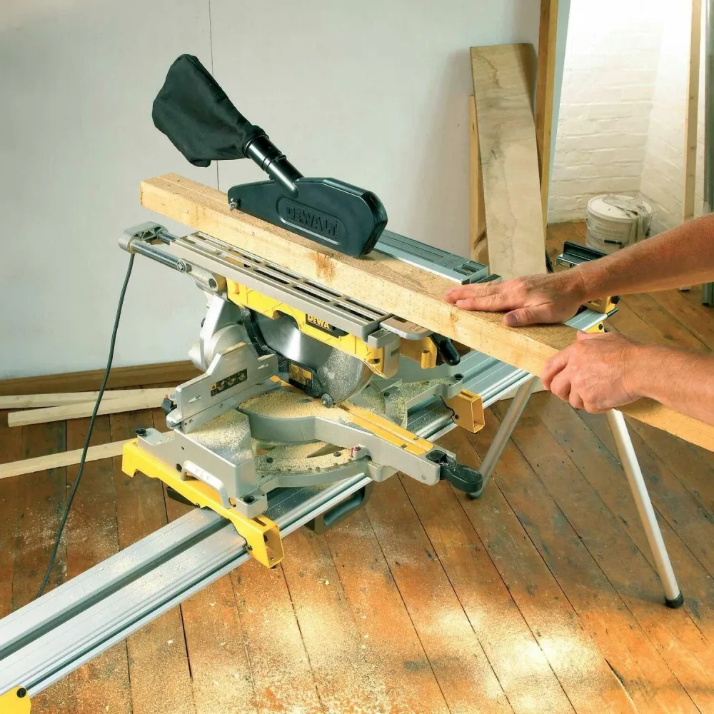 DeWalt kombinirana kutna i stolna pila D27112 — 305 mm, 1600 W — slika 5 od 7